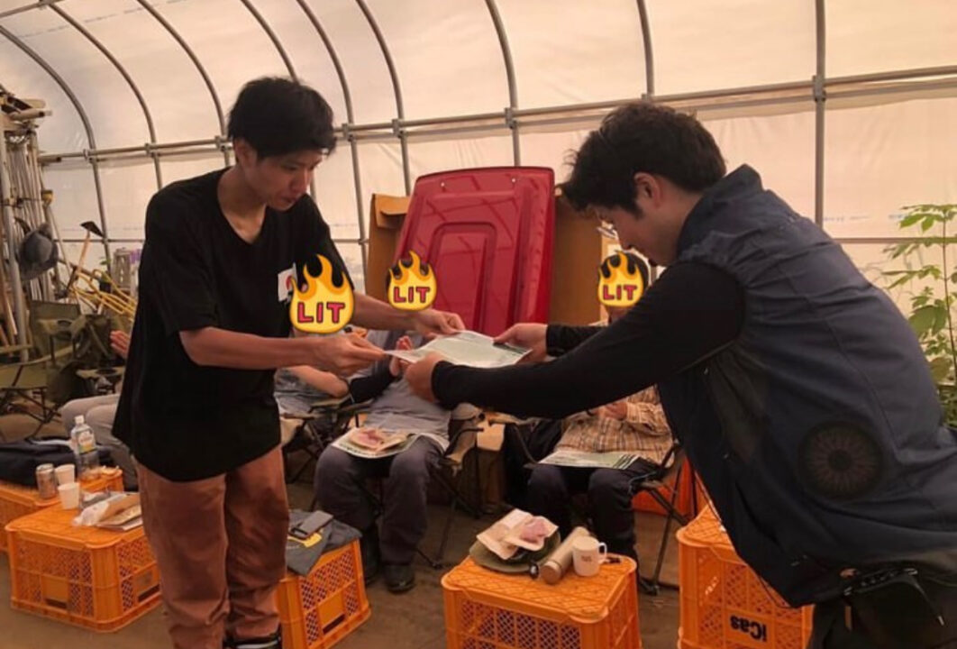 農業スクール卒業証書授与